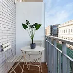 Gasthuis Barirooms - Crisanzio 3*