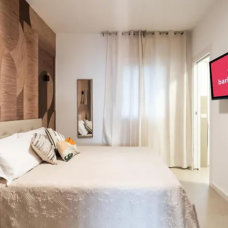 Barirooms - Crisanzio 3* Барі